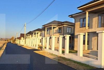 Casă cu 4 camere cu Teren 469 Mp în Central - 6