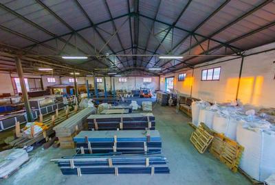 DE VANZARE SPATIU INDUSTRIAL DE MARI DIMENSIUNI - 3