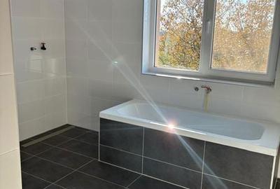 Casă cu 4 camere cu Teren 180 Mp în Central - 6