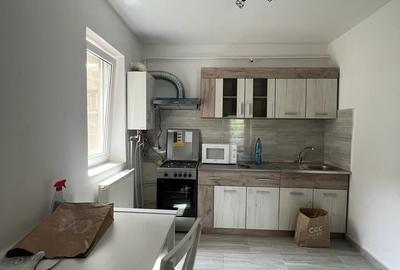 Apartament cu 3 camere decomandat, mobilat în Est - 1