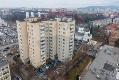 Apartament cu 2 camere circular, mobilat în 13 Decembrie - 13