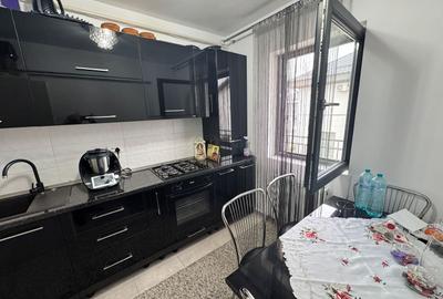 Apartament cu 2 camere decomandat, mobilat în Dobroești