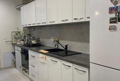 Apartament cu 2 camere decomandat în Carrefour - 2