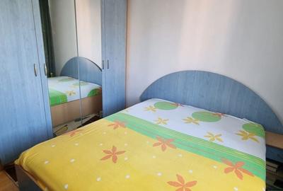 Apartament cu 3 camere semidecomandat în Pantelimon - 1