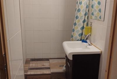 Trapezului, la metrou 1 Decembrie 1918 - 9