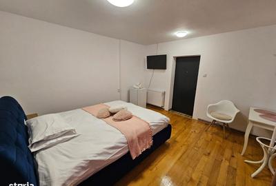Casă cu 3 camere cu Teren 500 Mp în Central - 2