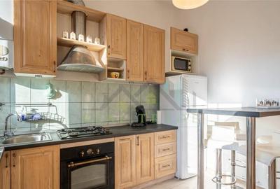 Apartament in casa renovat, mobilat complet - 2