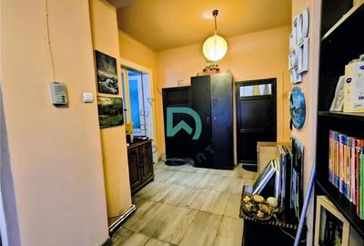 Casă cu 3 camere cu Canalizare în Schei - 6