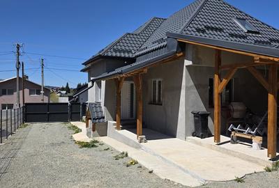 Casă cu 3 camere cu Teren 800 Mp în Beliș - 2