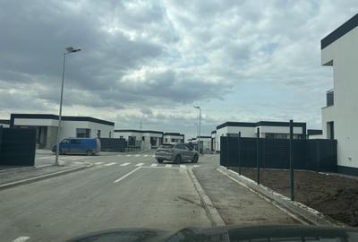 Casă cu 4 camere cu Teren 350 Mp în Berceni - 7