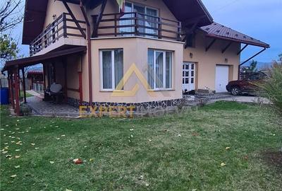 Casă cu 4 camere cu Teren 6000 Mp în Recea - 3