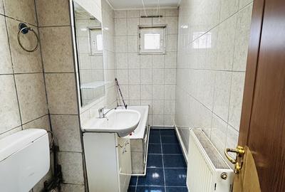 Garsonieră decomandată în Dristor - 9