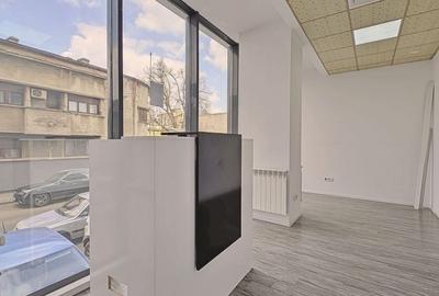 Birou, de 67 mp, în Mitropolie - 2