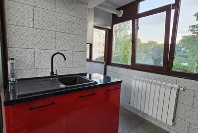 Apartament cu 2 camere decomandat în Tineretului - 2