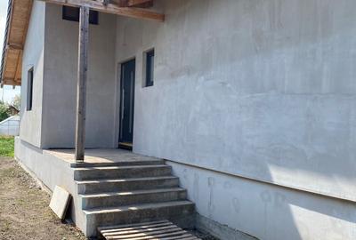 Casă cu 3 camere în Becicherecu Mic