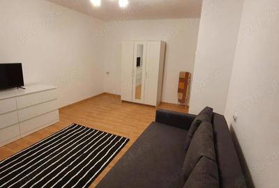 Garsonieră decomandată în 13 Septembrie - 2