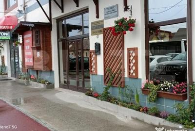 Spațiu comercial, de 93 mp, în Unirea - 14