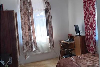 Casă cu 8 camere cu Canalizare în Lunca Cetățuii - 17