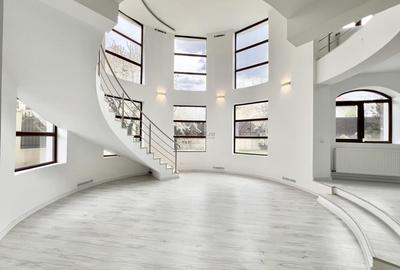 Casă cu 5 camere cu Teren 720 Mp în Prelungirea Ghencea