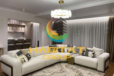 Casă individuală cu 8 camere cu Canalizare în Central