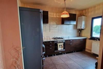 DACIA - 3 CAM - CENTRALA - BOXA - LUMINOS - ZONA EXECELENTA- - 3