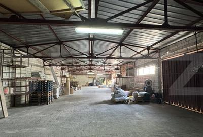 Spa?iu industrial tip hala cu birouri, acces tir, 2 rampe, - 11