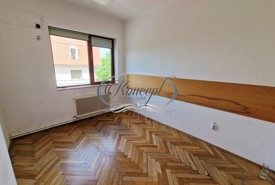 Casă individuală cu 8 camere cu Canalizare în Andrei Mureșanu - 10