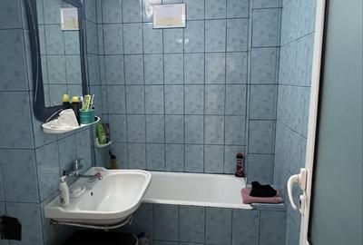 Apartament cu 2 camere decomandat în 9 Mai - 7