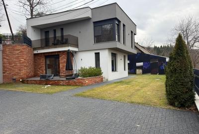 Casă individuală cu 4 camere cu Canalizare în Făget - 1