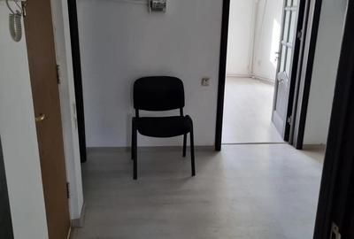 Apartament 3 camere de inchiriat in Tei - 9