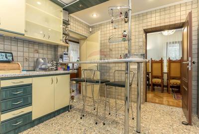 Casă cu 8 camere cu Teren 524 Mp în Kiseleff - 30