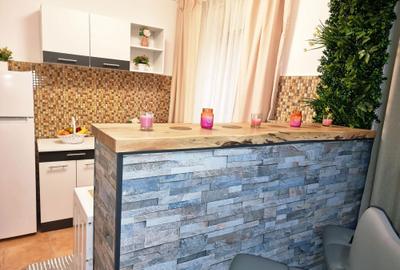 Apartament cu 3 camere decomandat în Central - 3