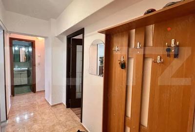 Apartament decomandat langa Mall, parcare generoasa ?i loc de joaca