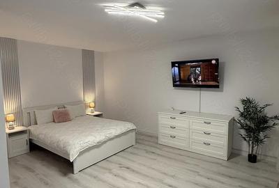 Garsonieră decomandată în Central - 2