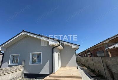 Casă cu 4 camere cu Teren 340 Mp în Urseni - 9