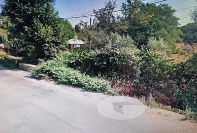 Teren de 5000 mp, în Central - 3