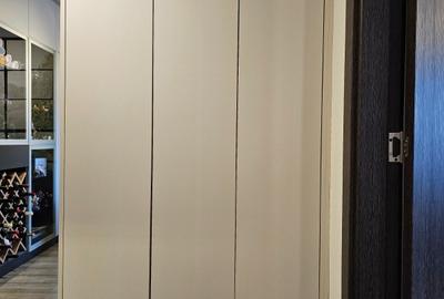 Apartament cu 2 camere semidecomandat în 1 Decembrie 1918 - 18