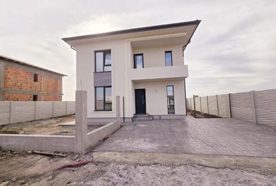 Vila individuala - 4 camere - 3 bai - beci - pod - incalzire in pardoseala - 2