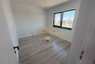 Vila la intrare in comuna Berceni - 10