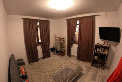 Casă cu 4 camere cu Teren 210 Mp în Central