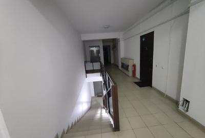 Apartament cu 3 camere decomandat în Drumul Taberei - 4