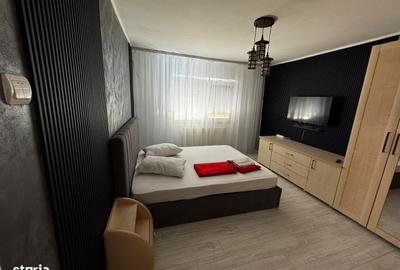 Apartament cu 3 camere semidecomandat în Central - 13