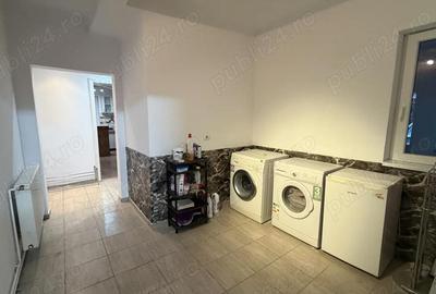 Apartament cu 4 camere decomandat, mobilat în Lipovei