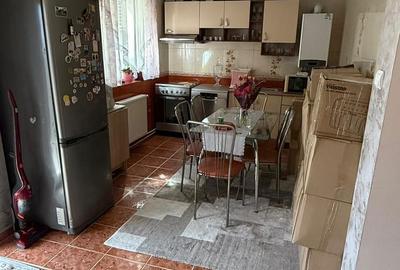 Casă cu 4 camere în Central - 6