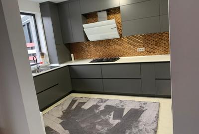 Duplex cu 4 camere cu Canalizare în Domnești