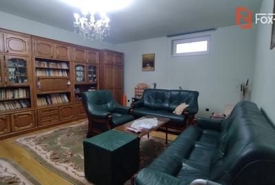 Casa individuala de vanzare, zona Mircea cel Batran - Garaj si pivnita Casa individuala de vanzare, zona Mircea cel Batran - Garaj si pivnita - 3
