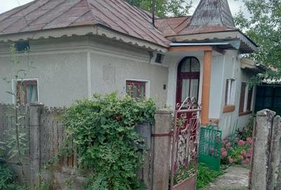 Casă cu 5 camere în Călui - 1