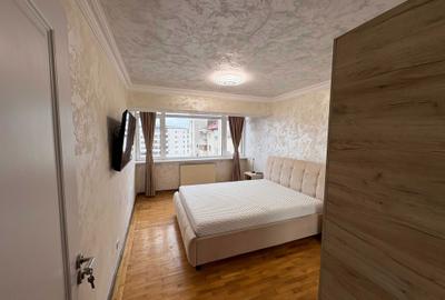 Apartament cu 3 camere în Central - 2