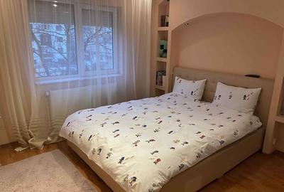 Apartament cu 3 camere decomandat în Central - 1