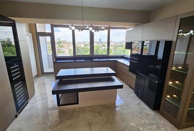 Apartament 5 camere- decomandat- zona Calea Plevnei
